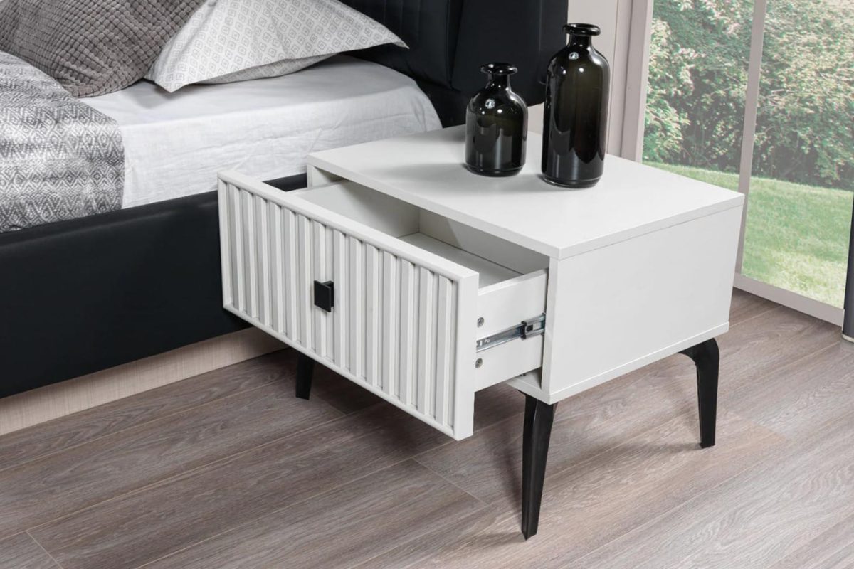 ladis-yatak-odasi ladis-yatak-odasi