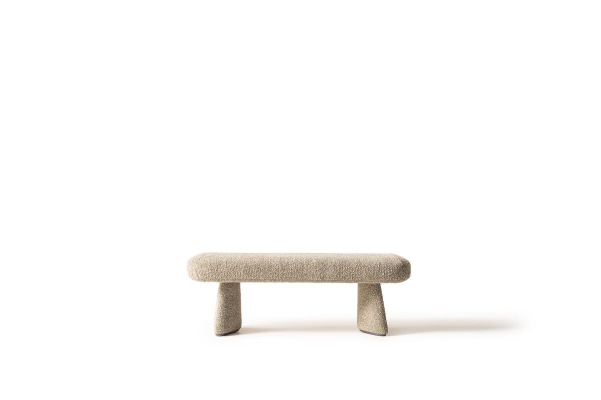 Modern Minimalist Bej Renkli Oturma Bankı, Şık Ve Fonksiyonel Tasarım.