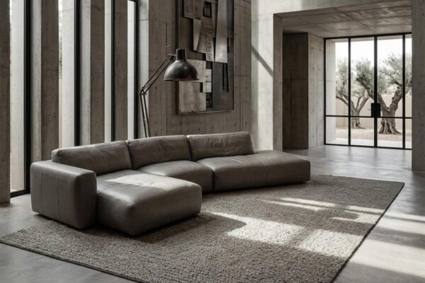 Modern Balkanhome mobilya oturma grubu, minimalist tasarım ve konforlu deri koltuklar.