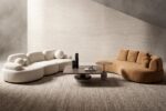 Sade ve modern üçlü koltuklar, minimalist oturma odası dekorasyonu.